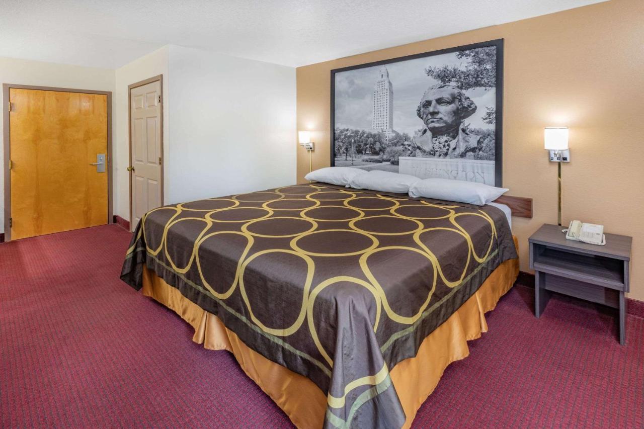 Super 8 By Wyndham Kinder/Coushatta Near Casino Eksteriør bilde