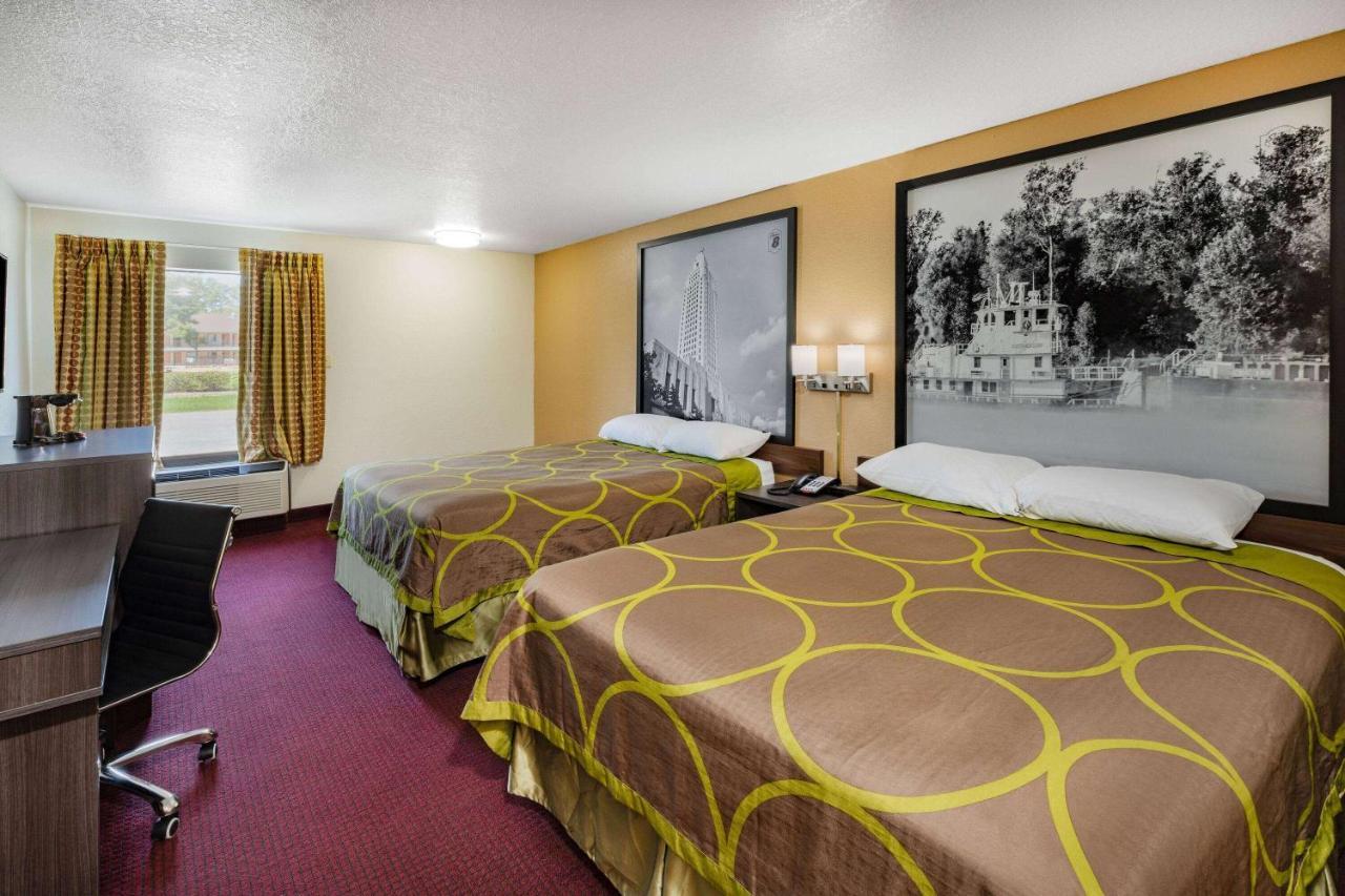Super 8 By Wyndham Kinder/Coushatta Near Casino Eksteriør bilde